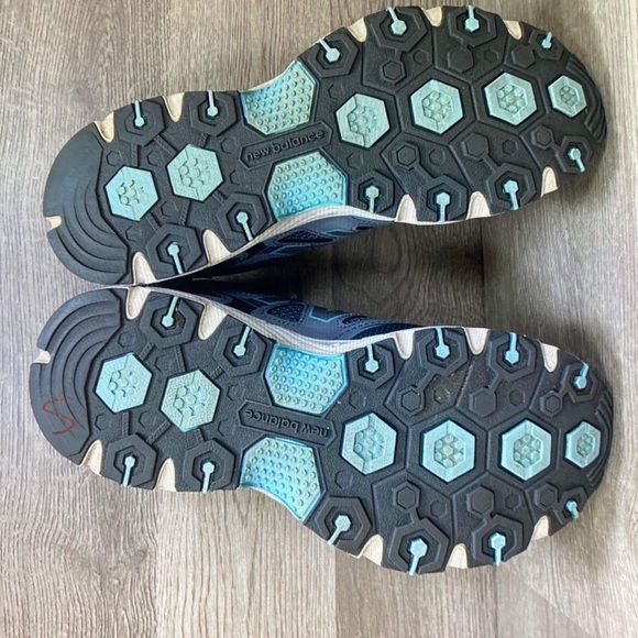 Shoes - Picture 2 of 4